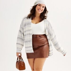 SO Women’s Plus Size Open Front White and Gray Sweater Cardigan